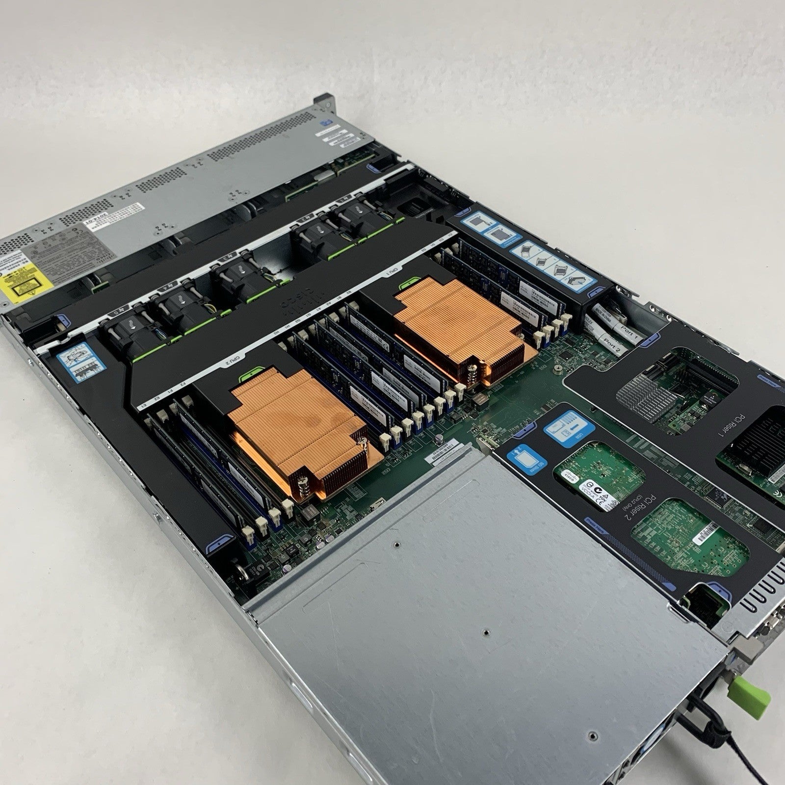 Cisco UCS C220 M3 1U Server 2x E5-2670 2.5 GHz 128 GB Ram No OS No HDD12
