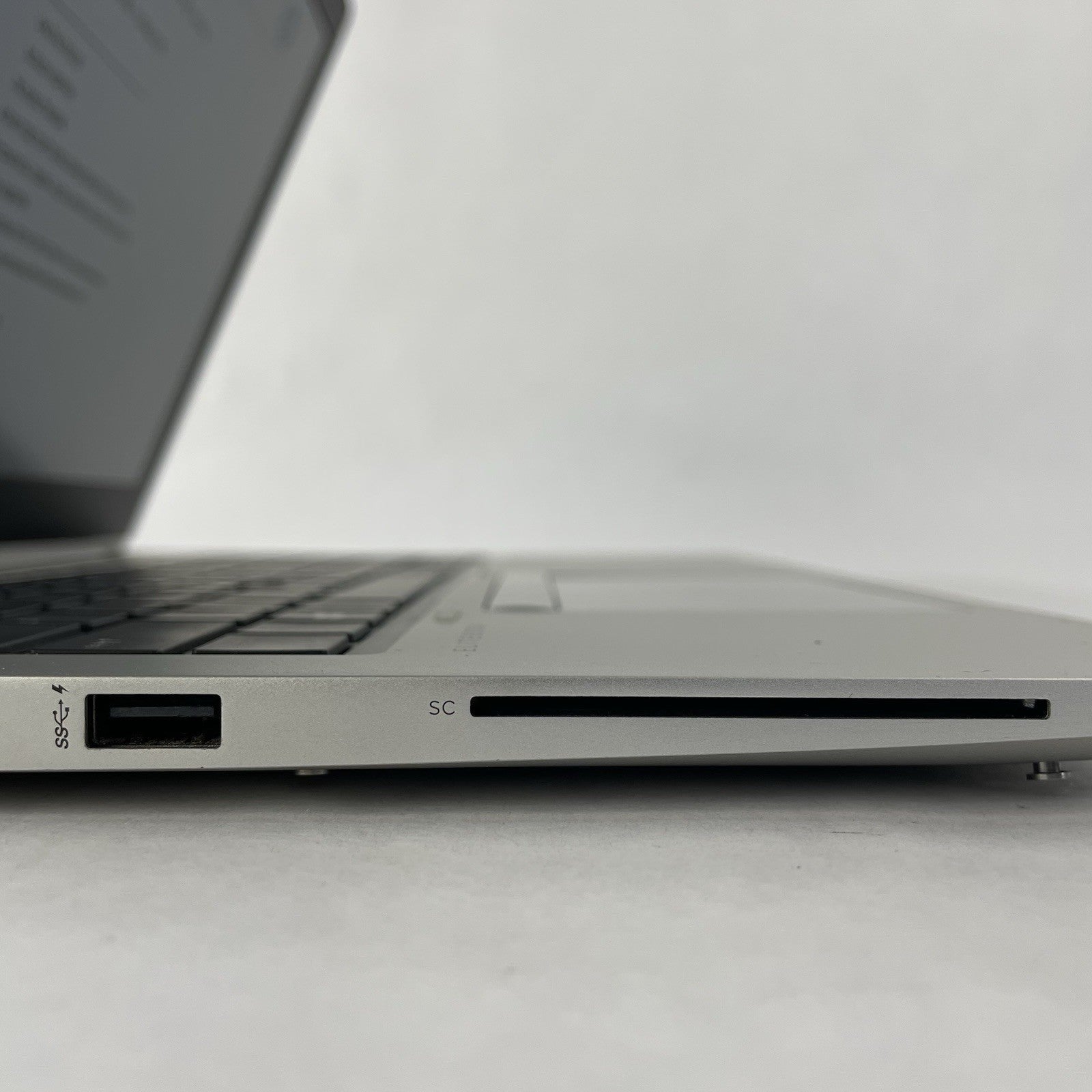 HP EliteBook 850 G6 15.6" i5-8365U 1.60 GHz 8GB RAM No SSD/OS/AC - Curved Bottom5