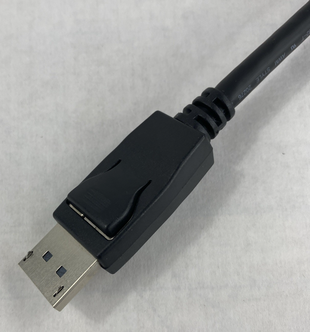 Luxshare-ICT DP/N 023NVR DisplayPort to DVI-D Adapter Lot of 7