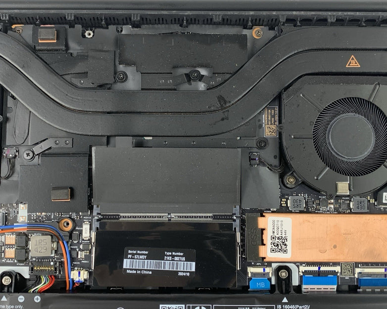 Lenovo ThinkPad P16s Gen3 Ultra 7 155H 1.4 GHz 32 GB RAM Heat Spots No OS/SSD/AC