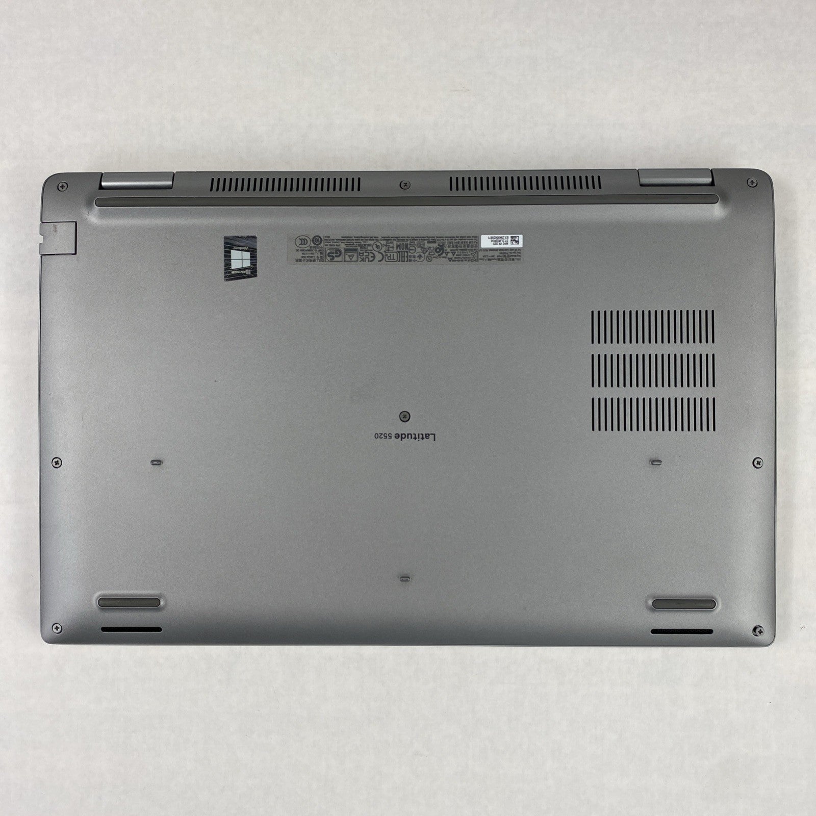 Dell Latitude 5520 Intel Core i5-1145G7 2.60 GHz 16 GB RAM 15.6" No SSD No OS