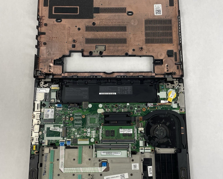 Lenovo ThinkPad T480 14" i5-8350U 1.70GHz 8GB RAM No SSD/OS/AC - Bad Charge Port