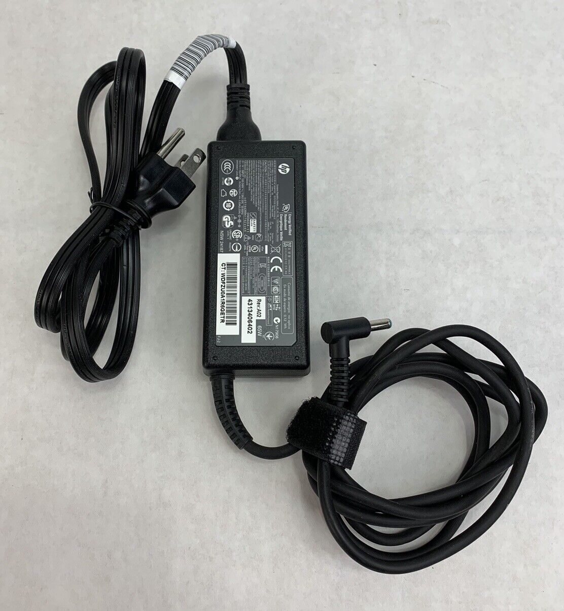 HP PPP009L-E 65W AC Adapter (Lot of 4)