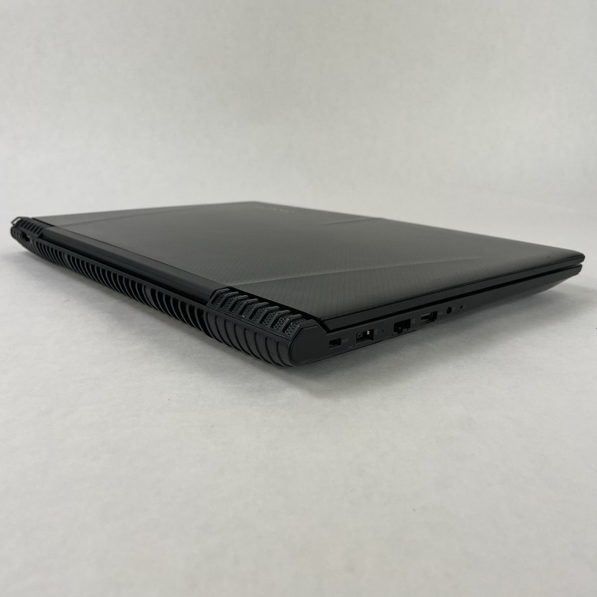 Lenovo Legion Y520 15.6" i7-7700HQ 2.80 GHz 16 GB RAM GTX 1060 No SSD/OS/AC11