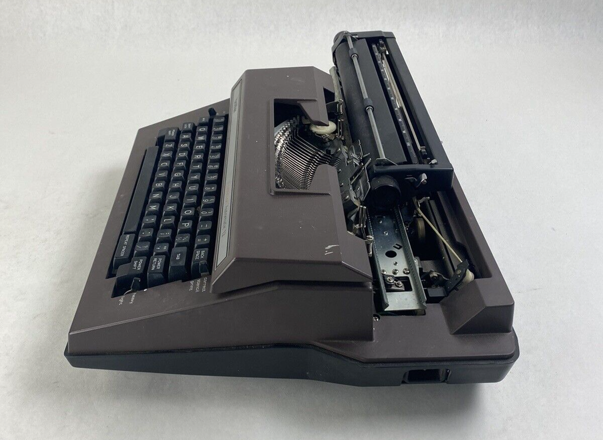 Parts and Repair Brother 3800 Correct Automatic 12 Electric Typewriter & Case