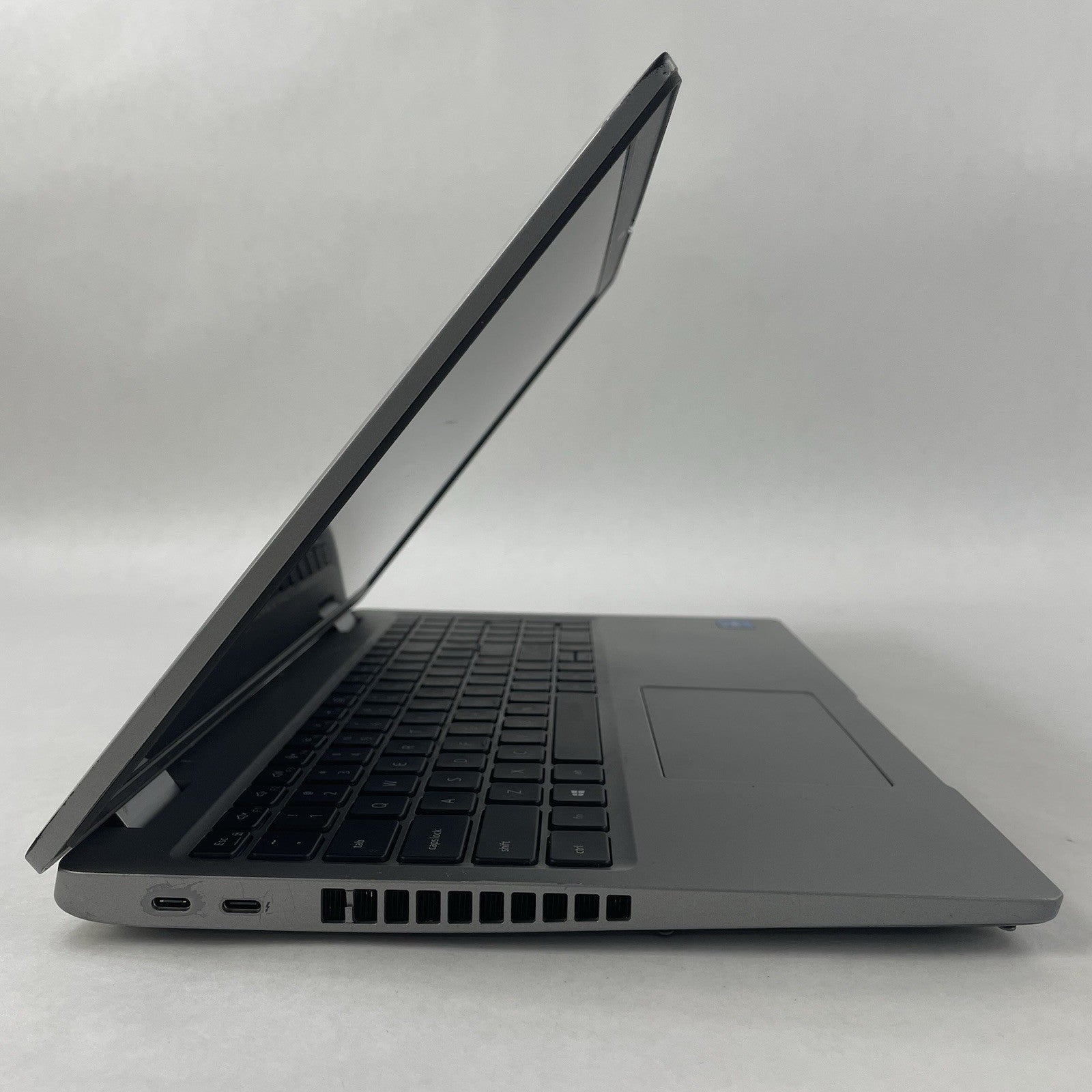 Dell Latitude 5520 15.6" i5-1135G7 2.40 GHz 8 GB RAM No SSD/OS/AC - READ6