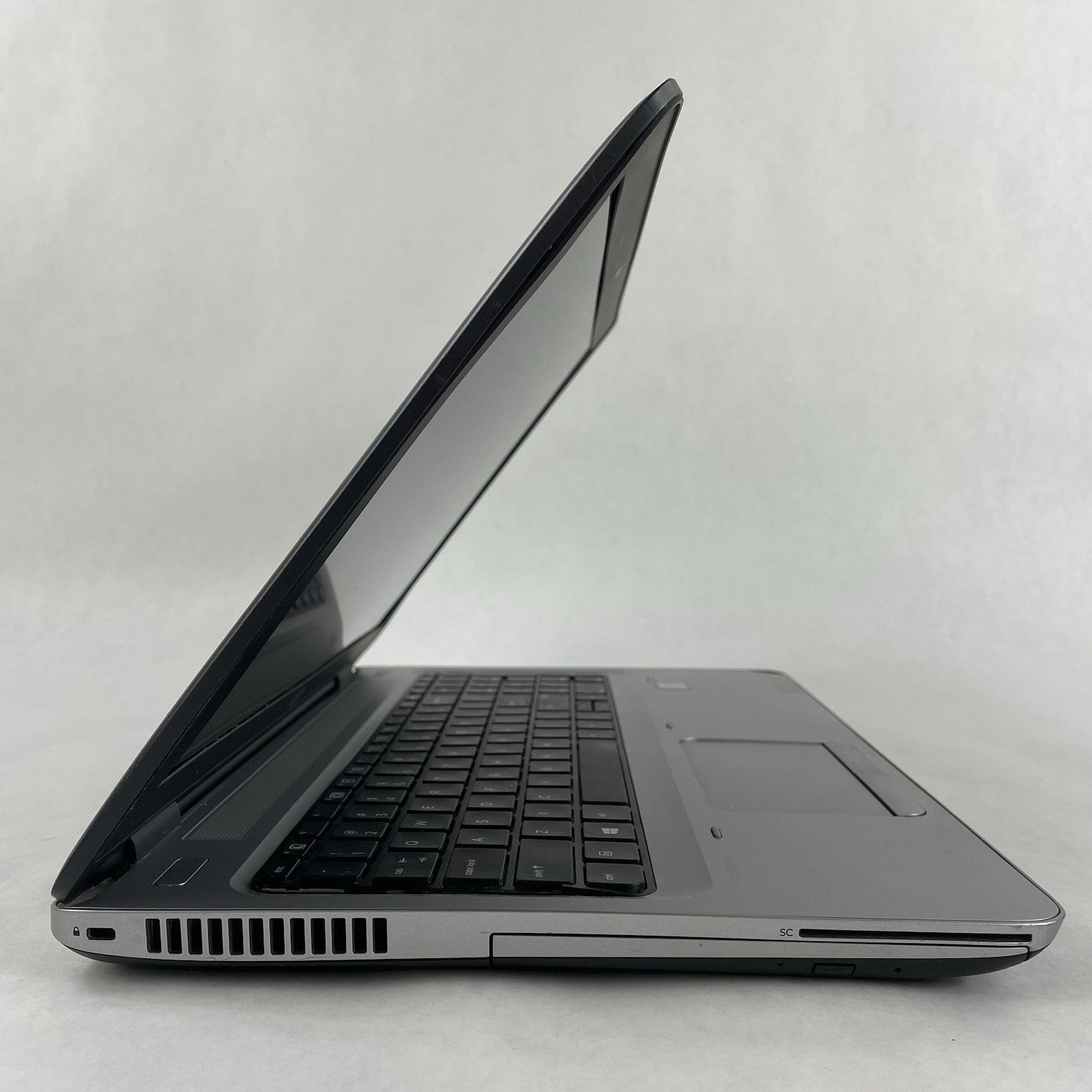 HP ProBook 650 G2 15.6" i5-6200U 2.30GHz 8GB RAM No SSD/OS/AC/Batt - Bad Corner7