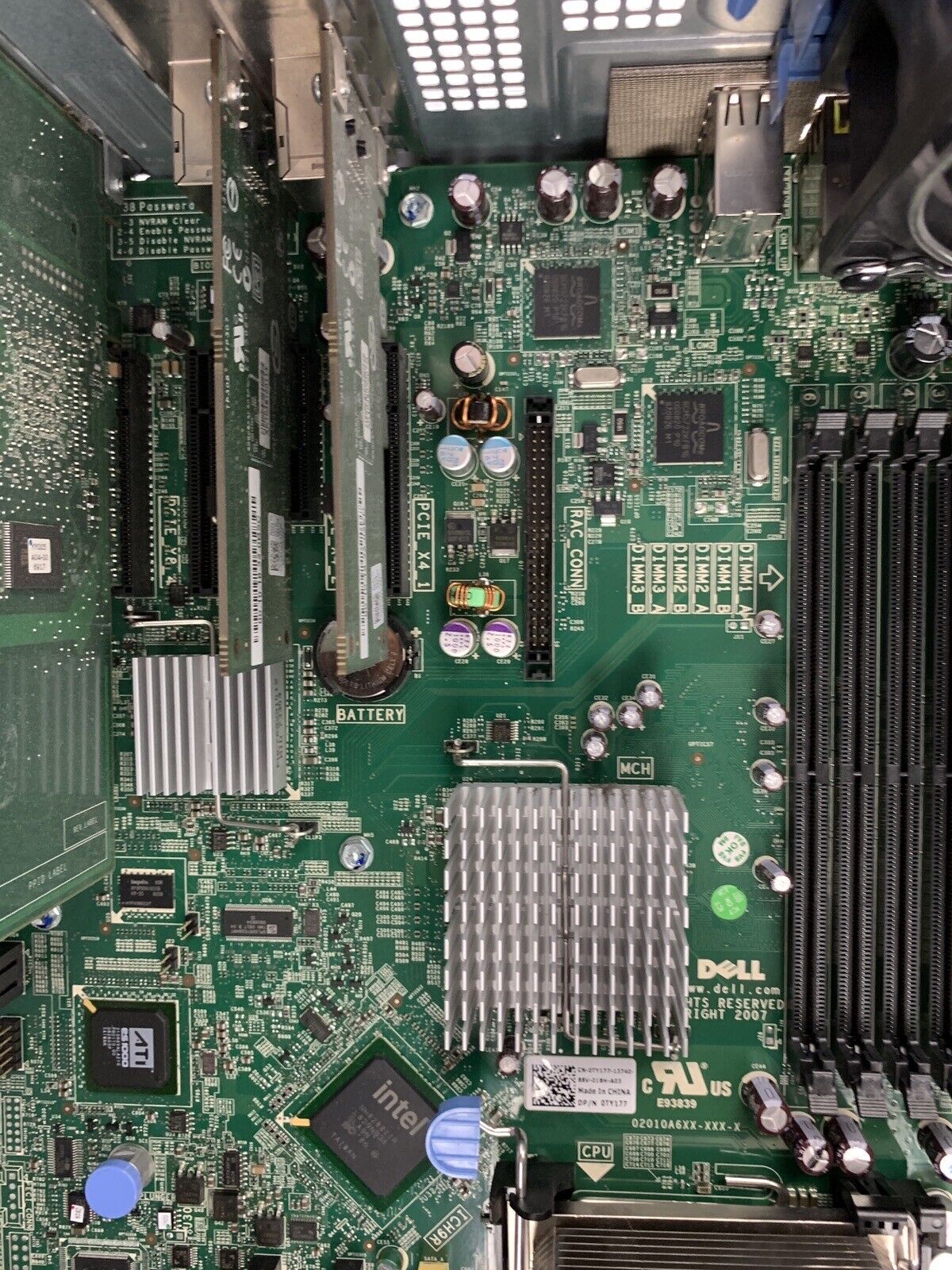 Dell PowerEdge T300 Xeon E6405 2.13 GHz 2GB RAM No HDD No OS