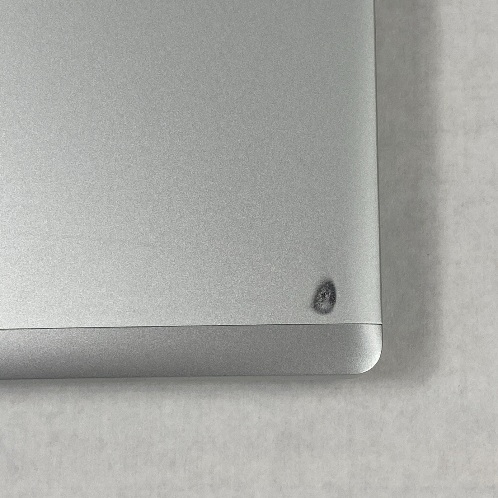 HP EliteBook 655 G10 AMD Ryzen 7 Pro 7730U 2.00 GHz 16GB RAM 15.6" No HDD No OS