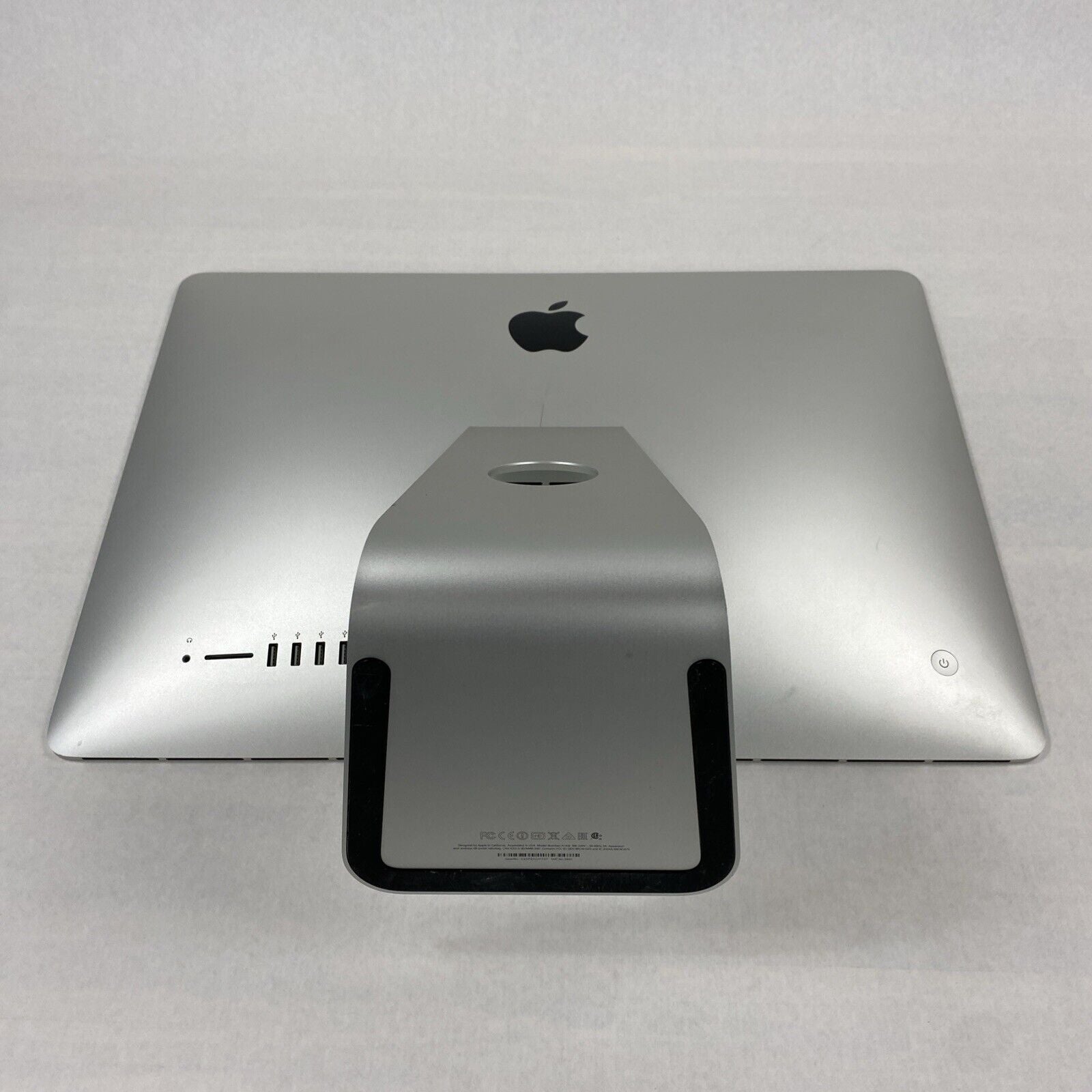 Apple A1418 iMac 21.5" 2014 1.40GHz i5 8GB RAM 500GB HDD macOS 11.7.1