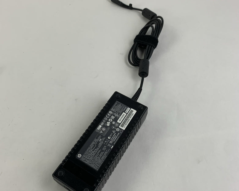 HP HSTNN-LA01-E No Power Cord Lot of 2