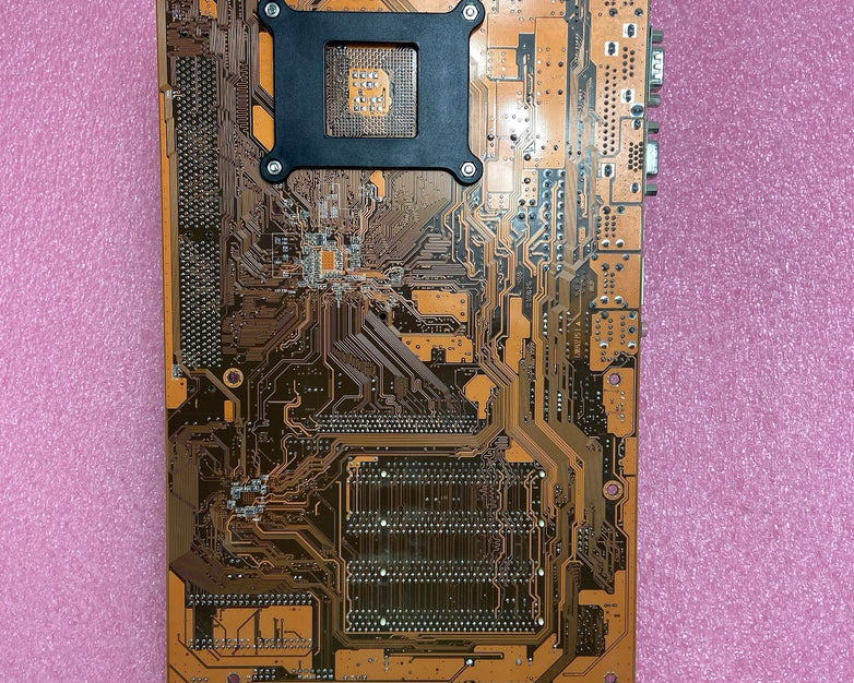 Syntax SVM266A Motherboard Intel Pentium 4 2.8GHz 1GB RAM w/IO Shield