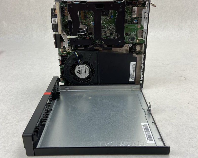 Lenovo ThinkCentre M75Q-1 Micro AMD Ryzen 5 Pro 3400 GE 3.3GHz 8GB RAM No HDDOS