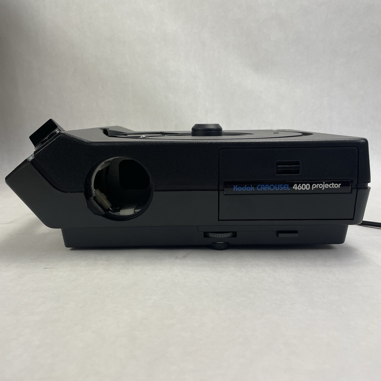 Kodak Carousel Projector 4600 With Schneider Lens For Parts