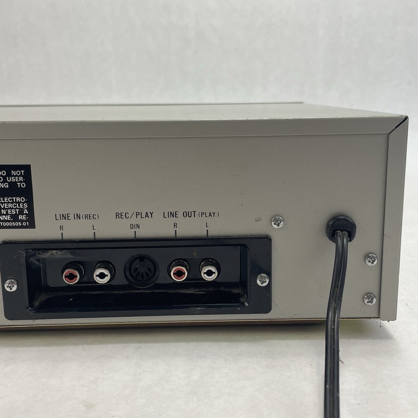 JVC KD-D4J Stereo Cassette Deck Tested For Parts8