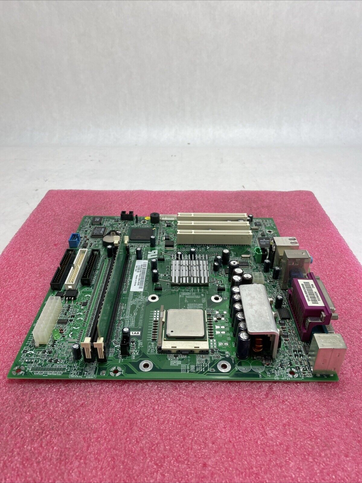 Dell Dimension 2400 MT Motherboard Intel Pentium 4 2.2GHz 256MB RAM