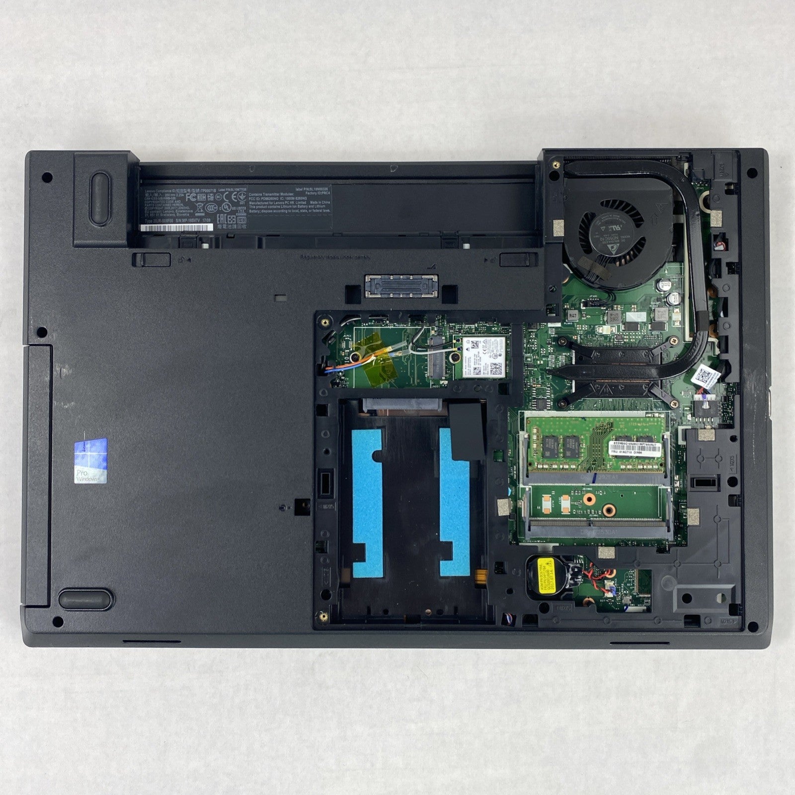 Lenovo ThinkPad L570 Core i5-6300U 2.4GHz 8GB RAM 15.6" No Battery No HDD No OS