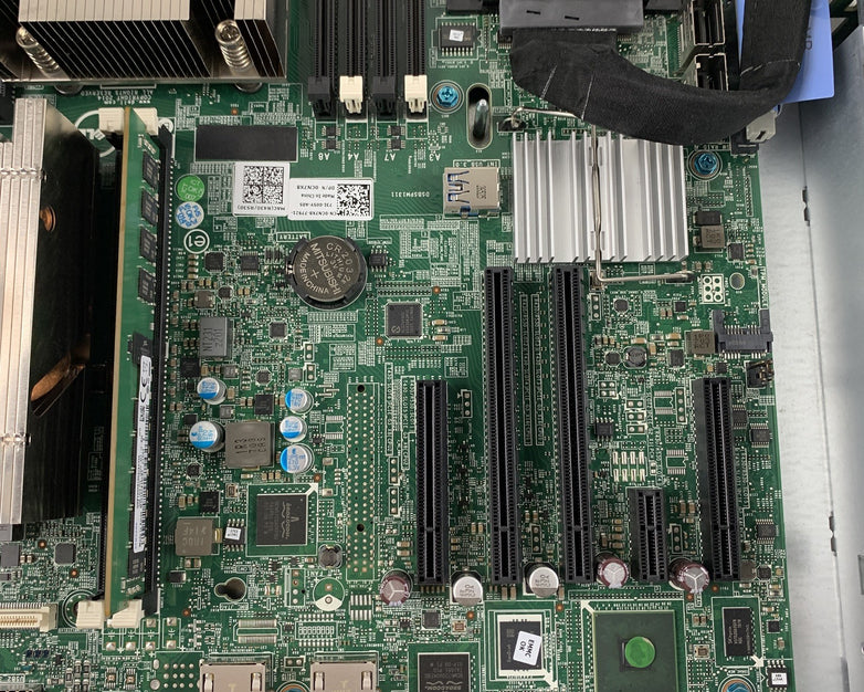 Dell EMC Poweredge R530 2x Xeon E5-2620v3 2.4 GHz 32 GB Ram No OS No HDD No PSUs