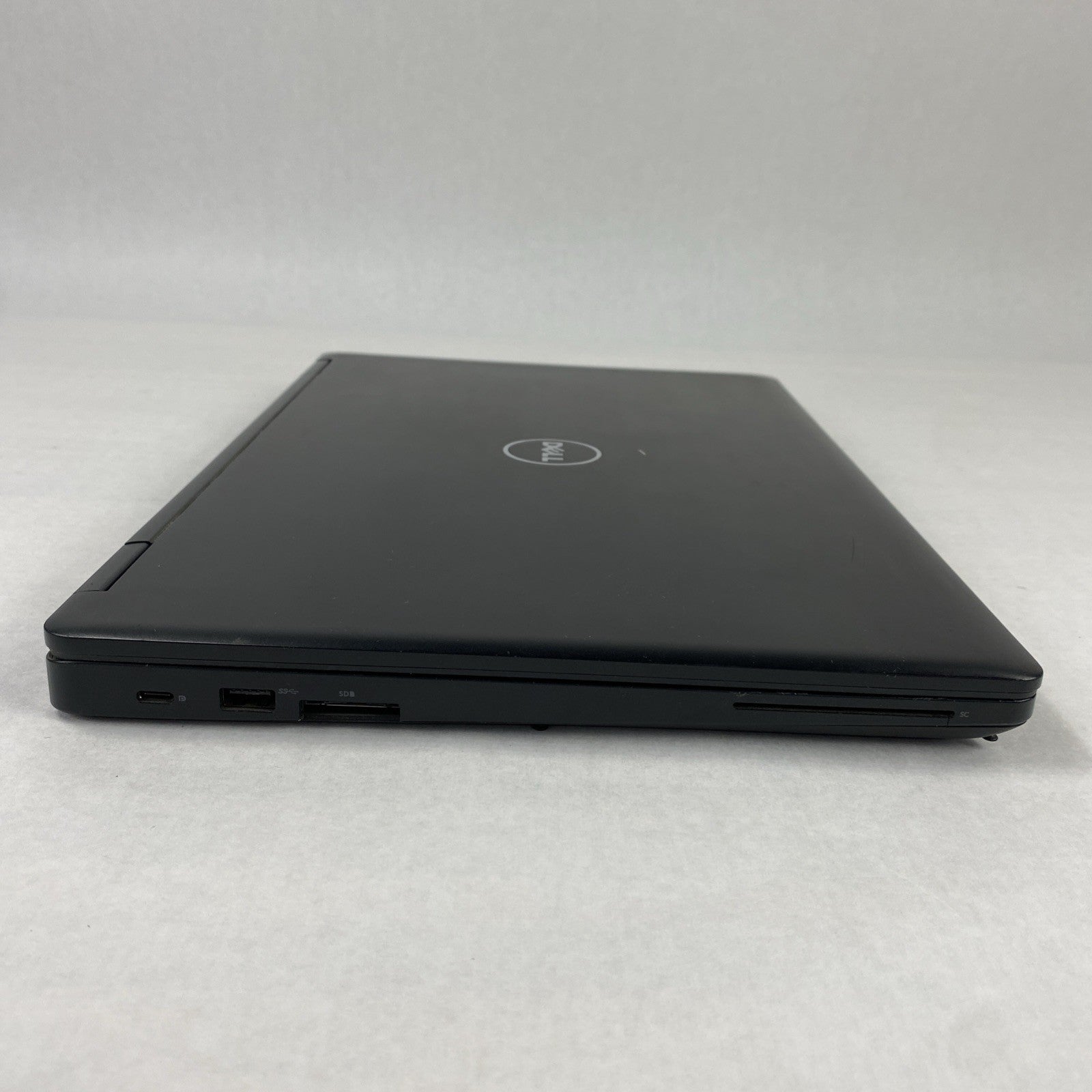Dell Latitude 5580 Intel Core i5-6300U 2.40 GHz 8 GB RAM 15.6" No HDD No OS