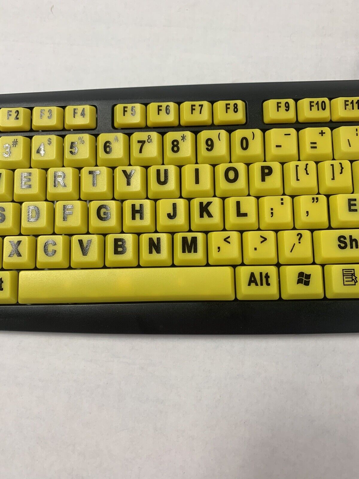 EZ Eyes HPO-J1305 Large Print Wired Keyboard