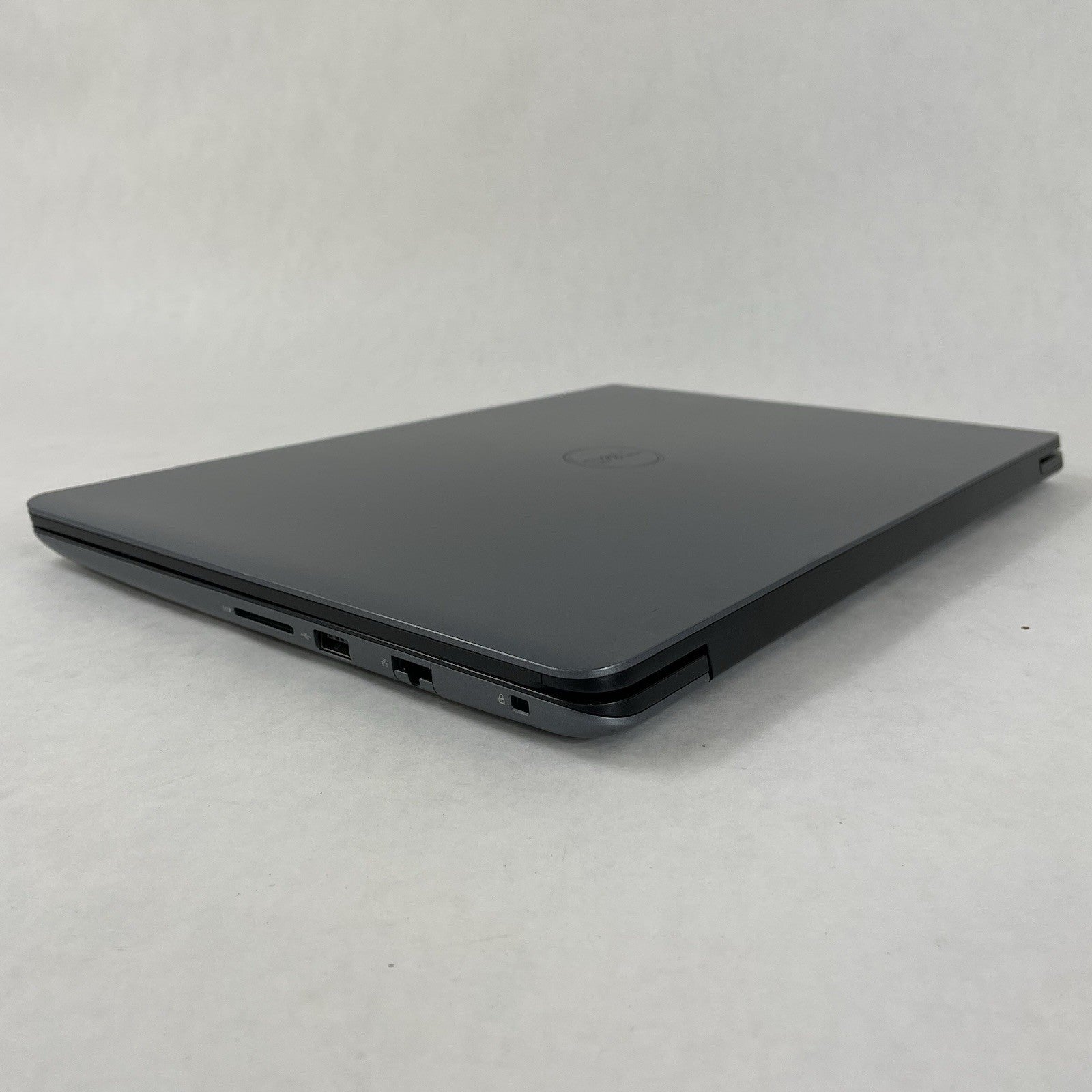 Dell Vostro 5581 15.6" i5-8265U 1.60 GHz 8 GB RAM No SSD/OS/AC10