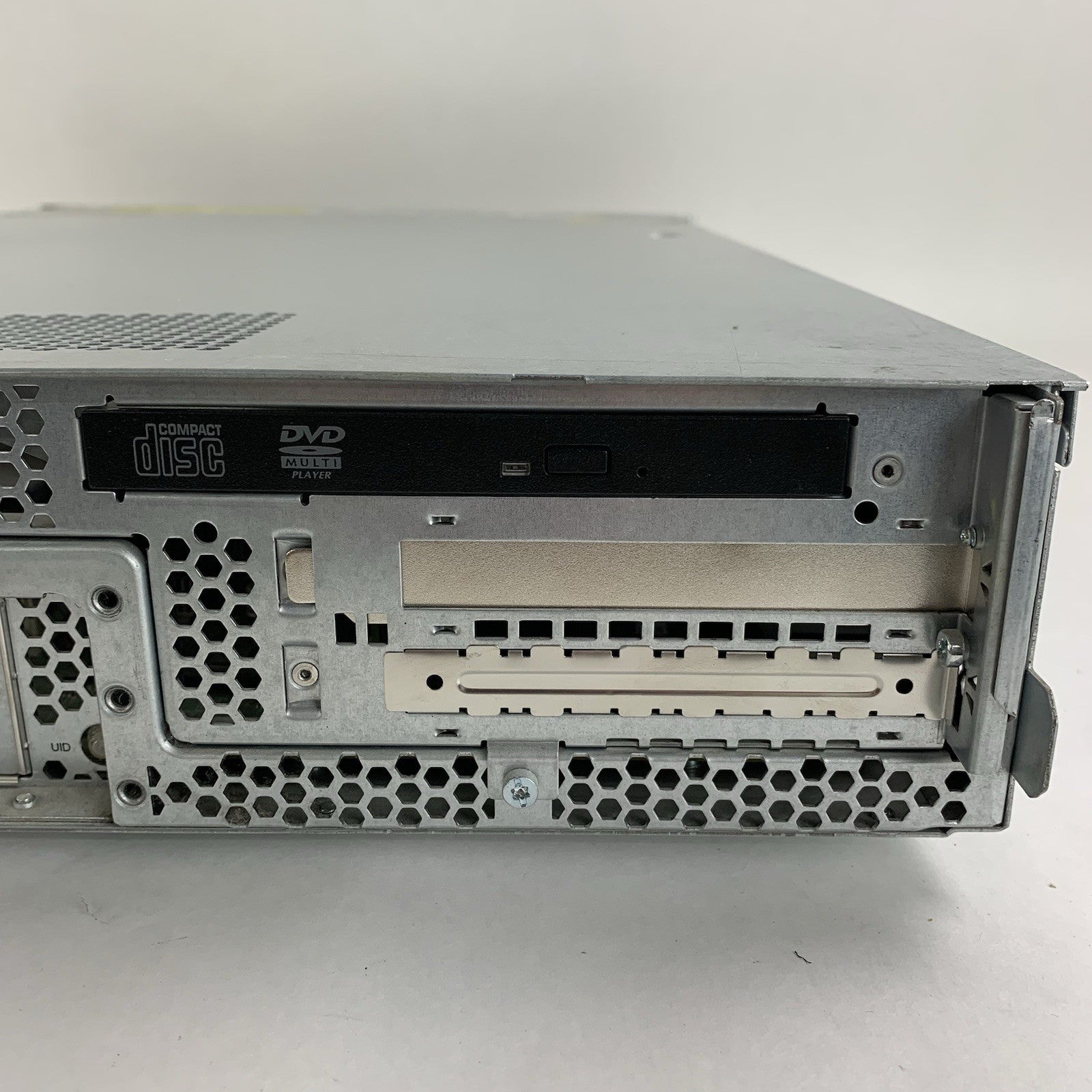 HP StorageWorks P4500 G2 Server 2x Xeon L5520 2.26GHz 24GB RAM No HDD/OS9