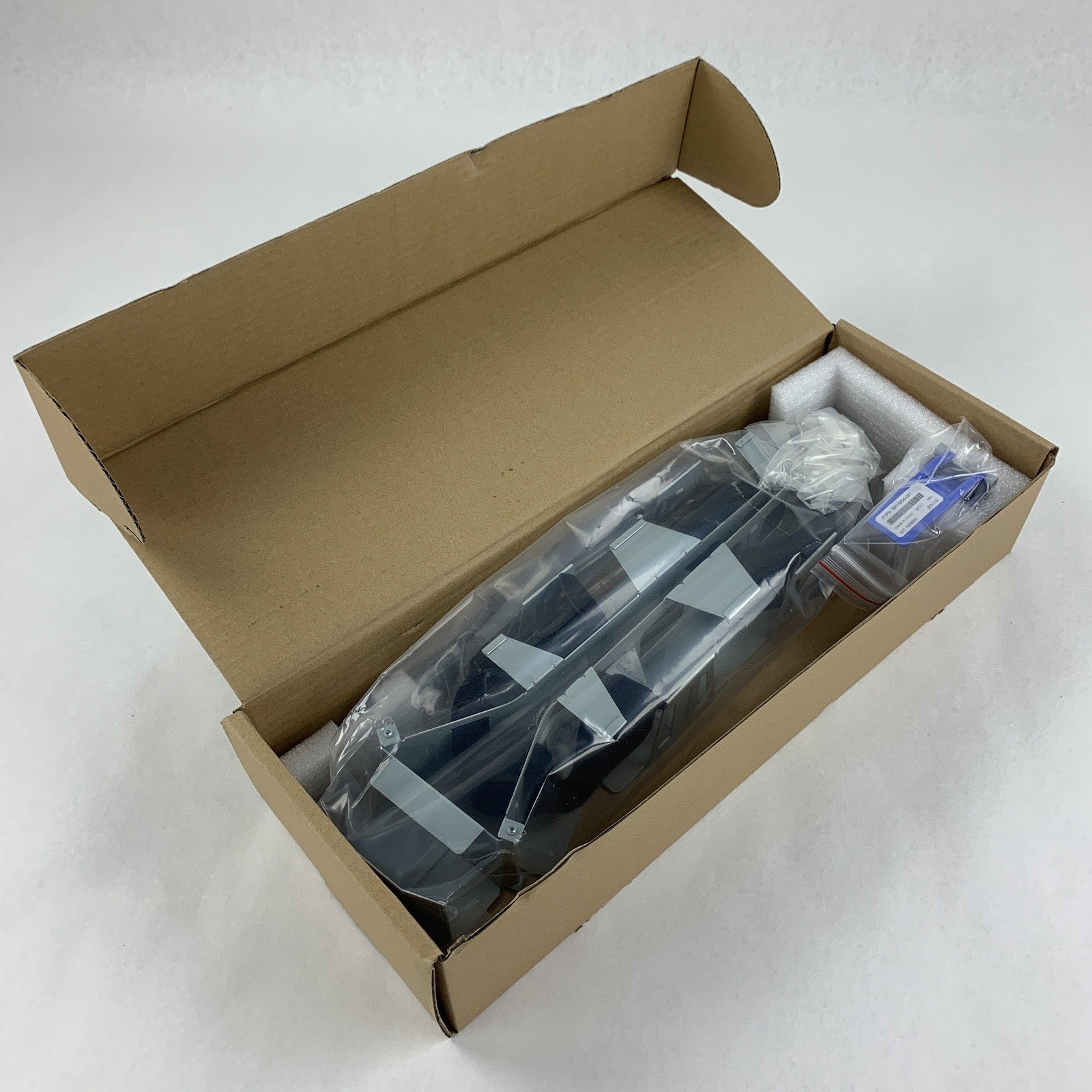 IBM 68Y7213 68Y7211 Cable Management Arm Box Opened