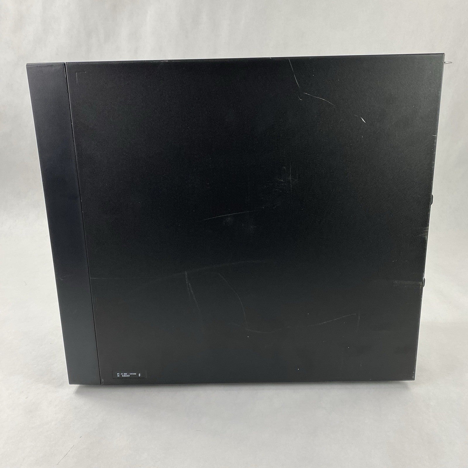 Lenovo ThinkCentre P520c MT Xeon W-2223 3.6GHz 16GB RAM No HDD/OS No Video Card