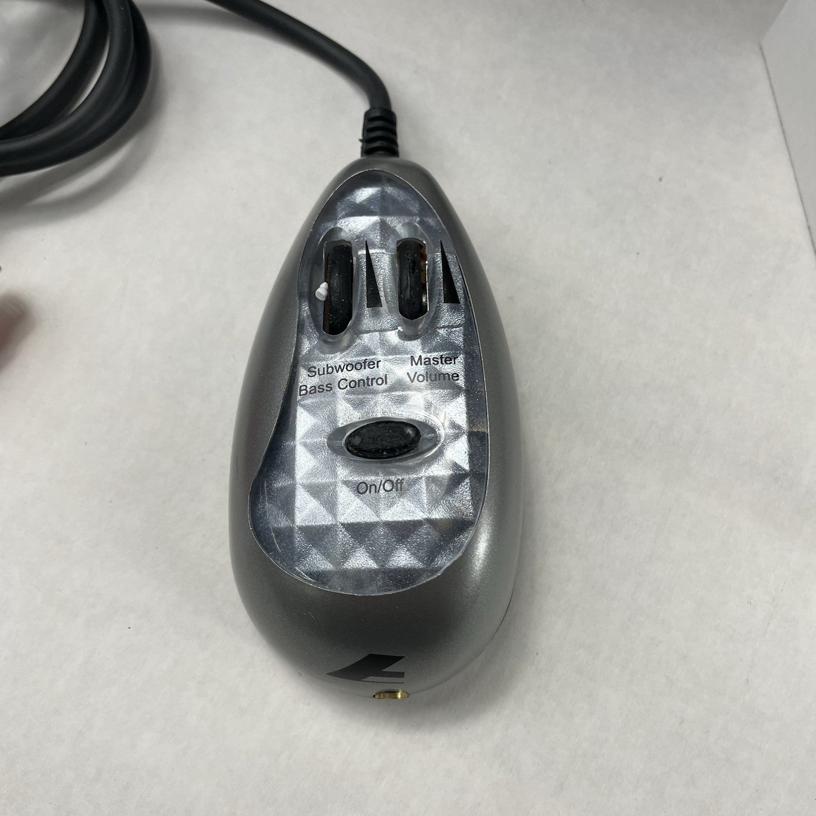 Acoustic Authority A-3640 Speakers Subwoofer Wired Remote Controller