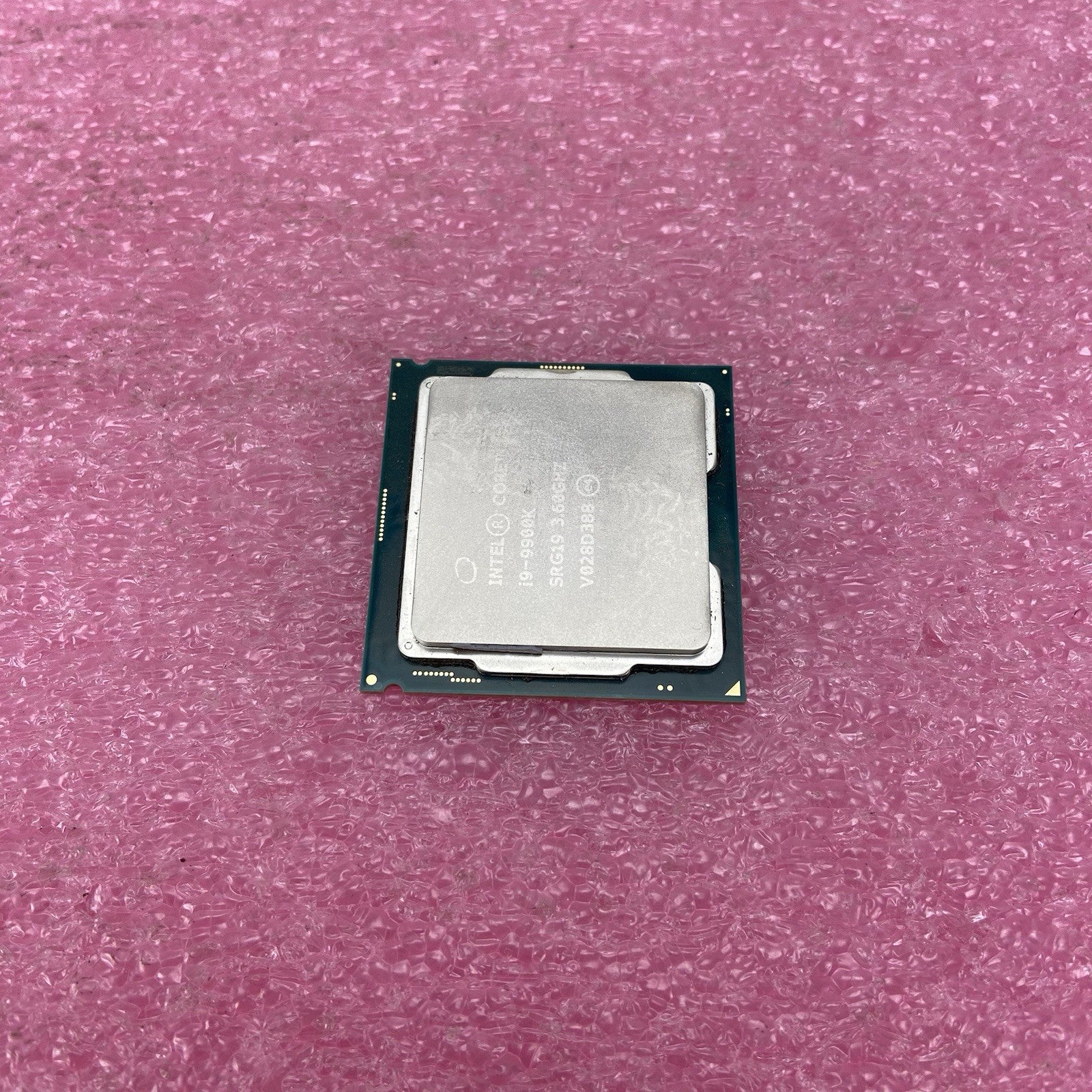Intel Core i9-9900K SRG19 3.6GHz Desktop CPU4