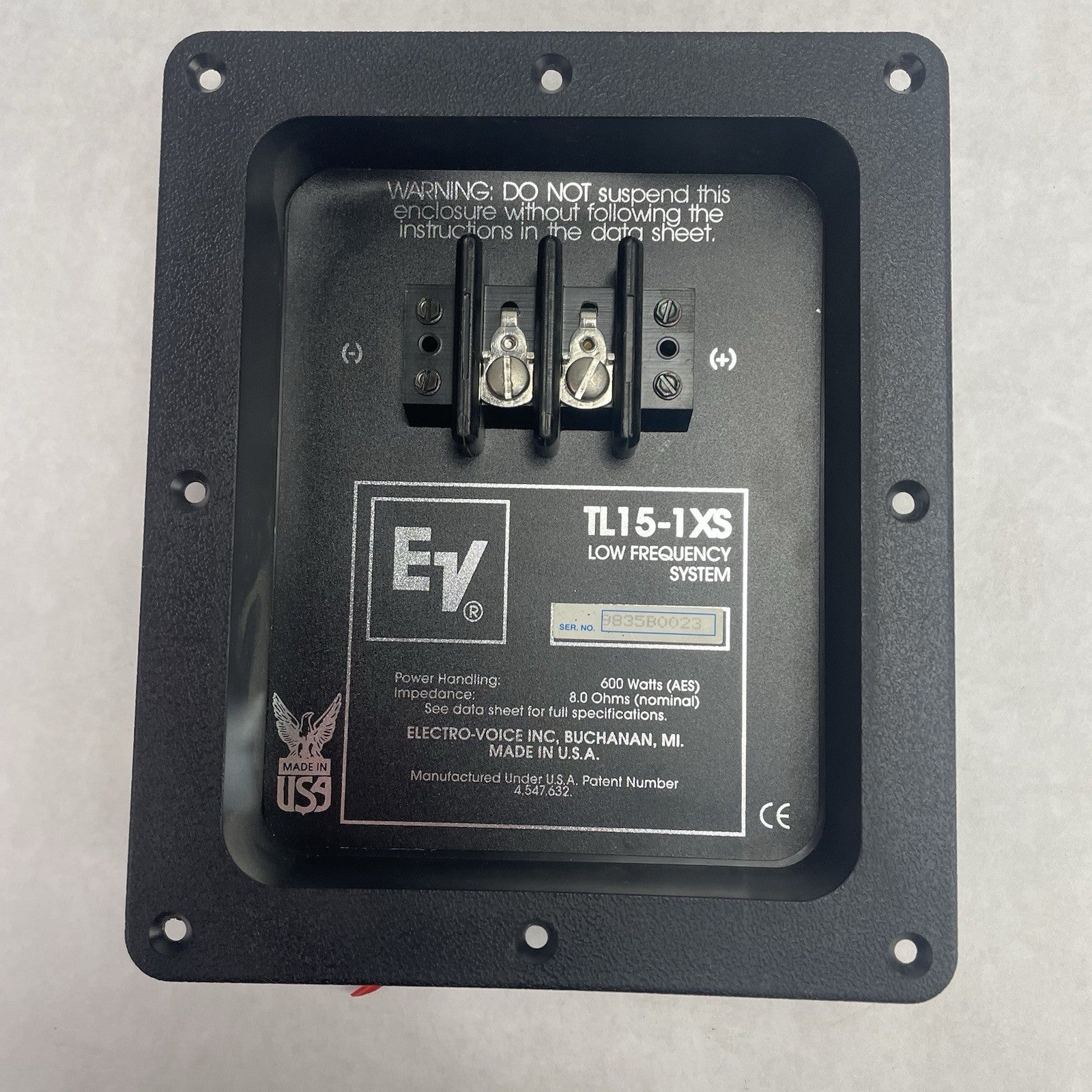 Electro-Voice  Subwoofer Passthrough TL15-1 XS1
