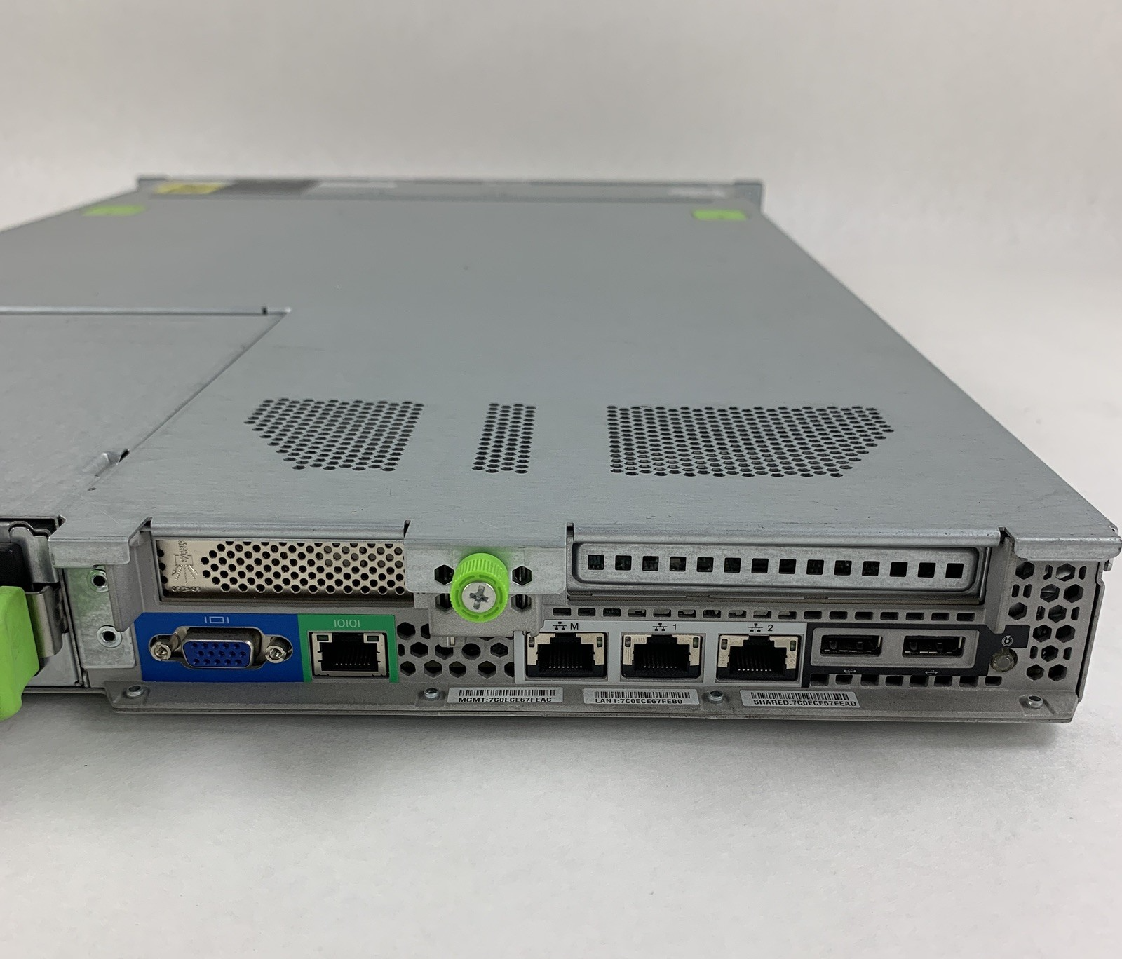 Cisco UCSC-C220-M3SBE Server 2x Xeon E5-2609 2.4 GHz 64 GB RAM No OS No HDD
