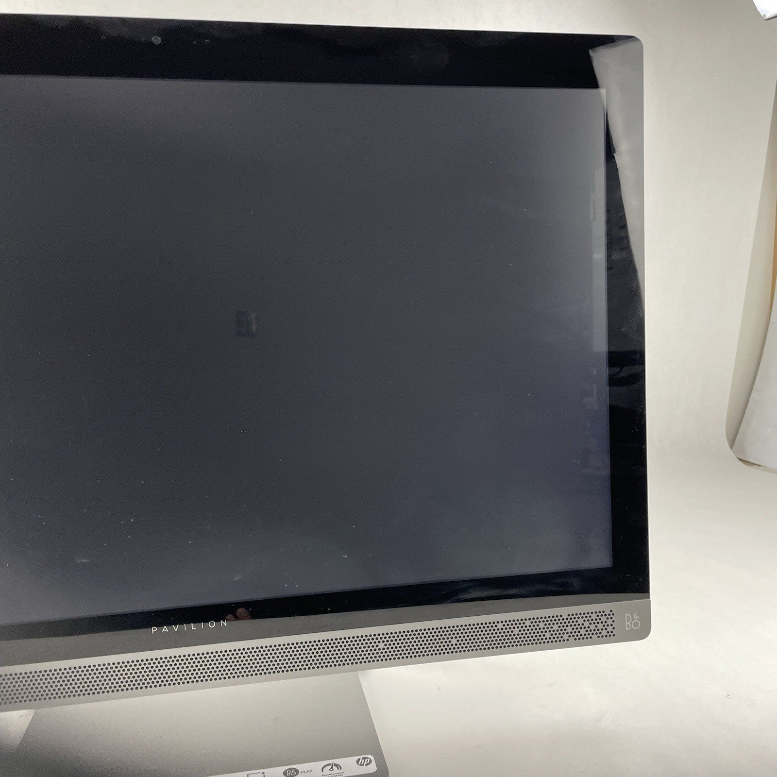 HP Pavilion PC 27-a227c Intel Core i7-7700+ 2.9 GHz 16 GB Ram No HDD No OS