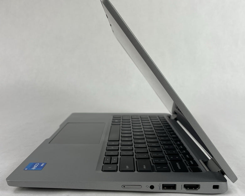 Dell Latitude 5330 13.3" i5-1235U 3.76 GHz 16 GB RAM No SSD/OS/AC