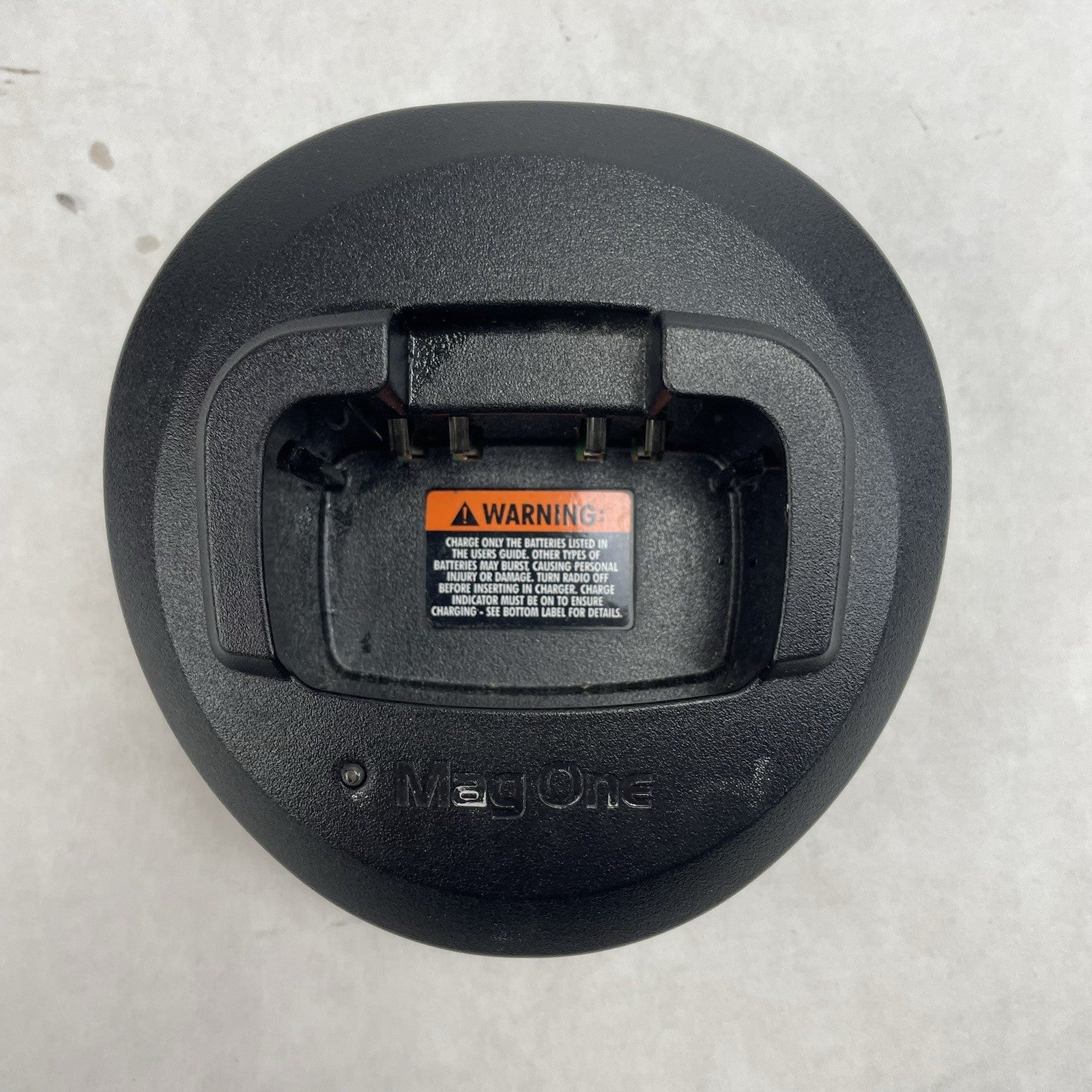Motorola PMLN5041A Mag One Charger