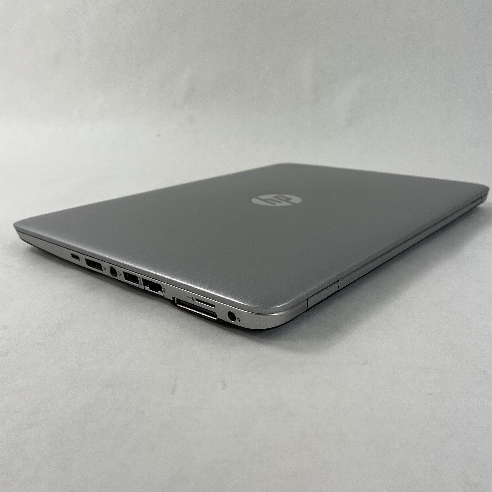 HP EliteBook 840 G4 14" i5-7200U 2.50 GHz 8 GB RAM No SSD/OS/AC/Battery9
