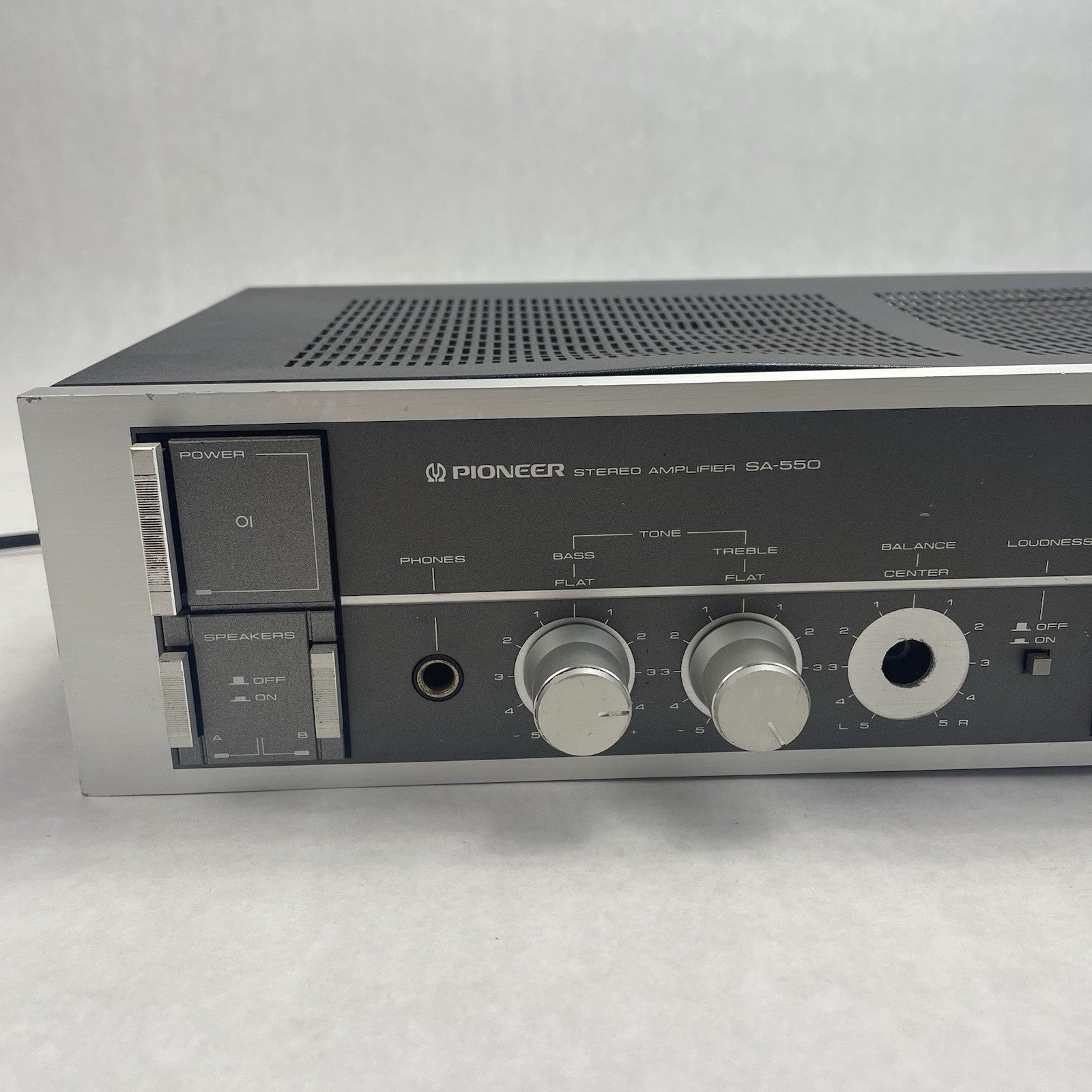 Pioneer Stereo Amplifier.  SA-550. Ser. # EL3611081S Tested Parts or Repair2