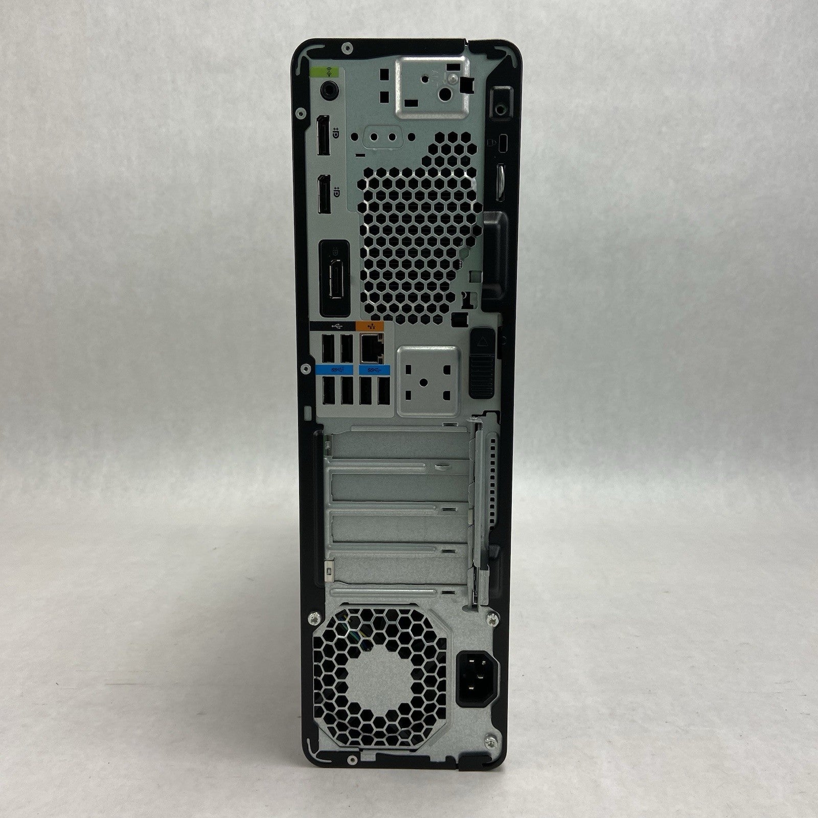 HP Z2 Workstation G5 SFF Intel Core i7-10700 2.9GHz 16GB RAM No HDD No OS4