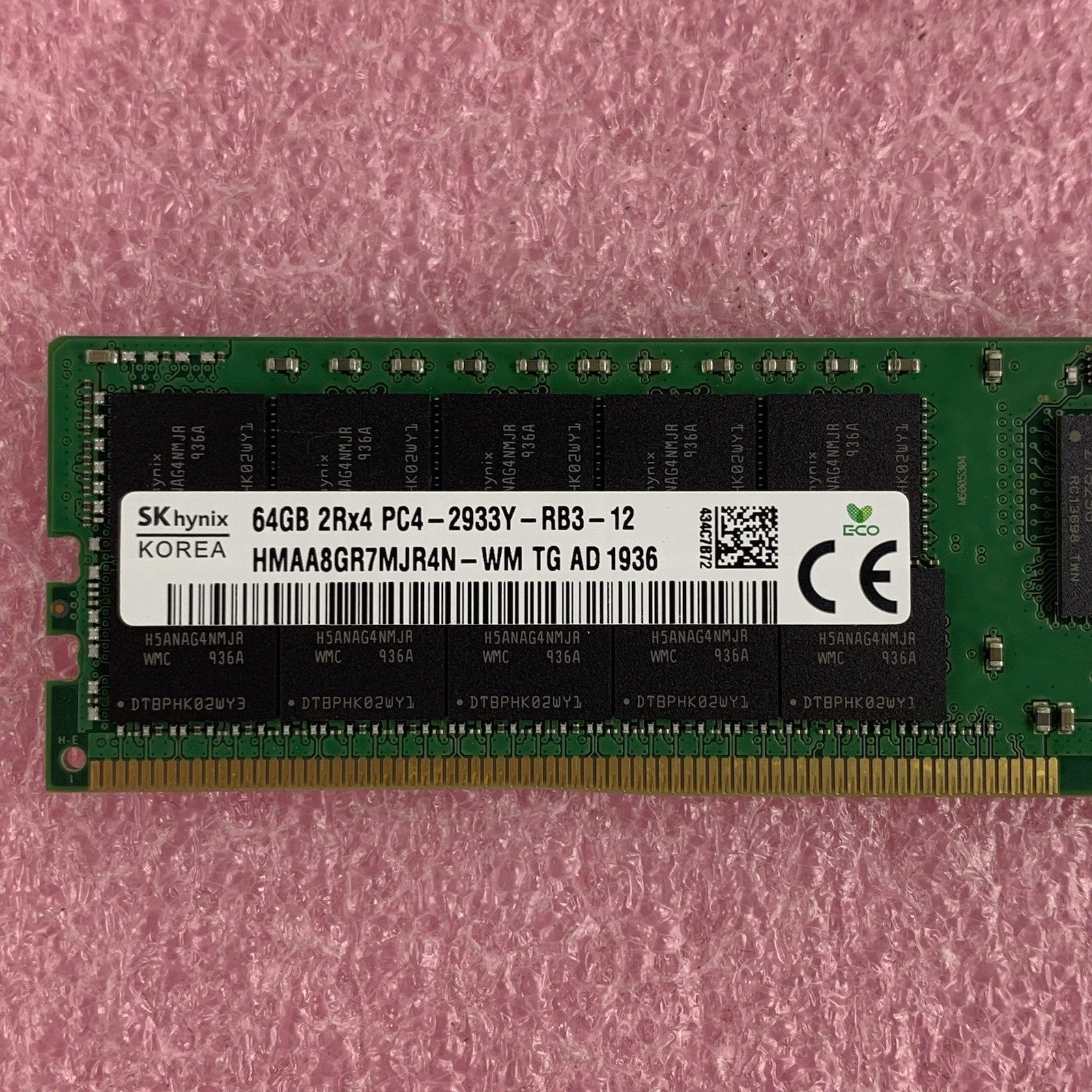 SK Hynix HMAA8GR7MJR4N-WM 64 GB PC4-23400 DDR4-2933MHz 2Rx4 Server Memory RAM2