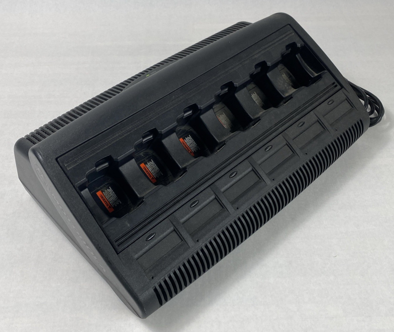 Motorola WPLN4197A Impres 6-Unit Adaptive Charger with Power Cord