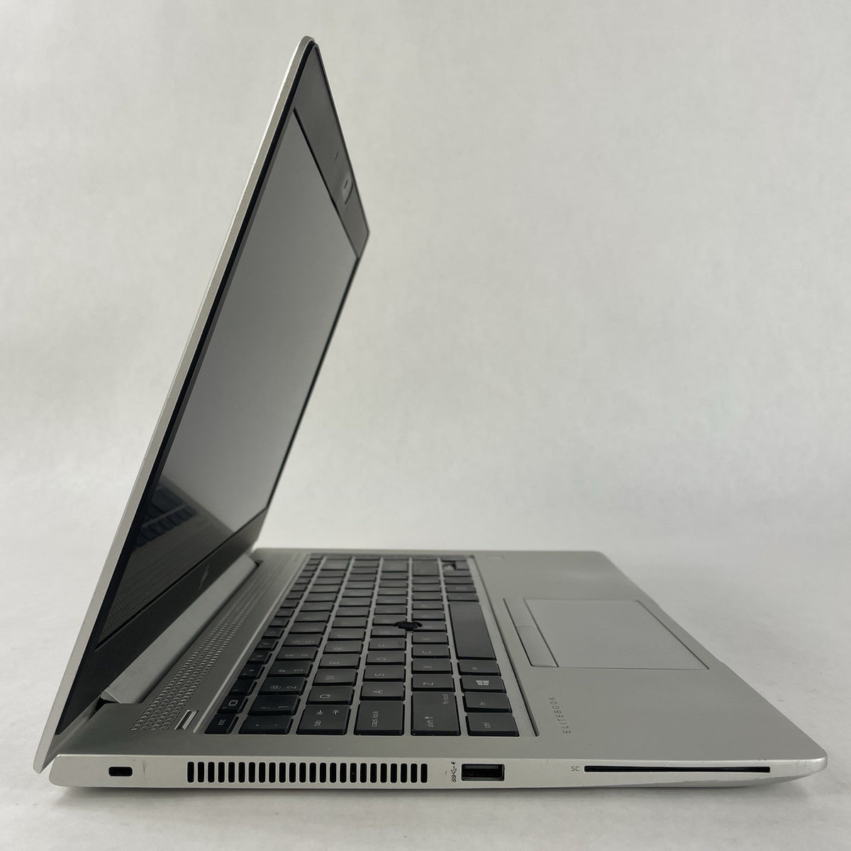 HP mt45 14" Ryzen 3 Pro 3300U 2.10 GHz 4 GB RAM No SSD/OS/AC - Key5