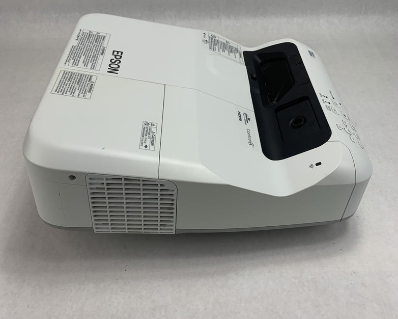 Epson PowerLite 695Wi H740A LCD Lamp Projector 4896 Lamp Hours - No Remote