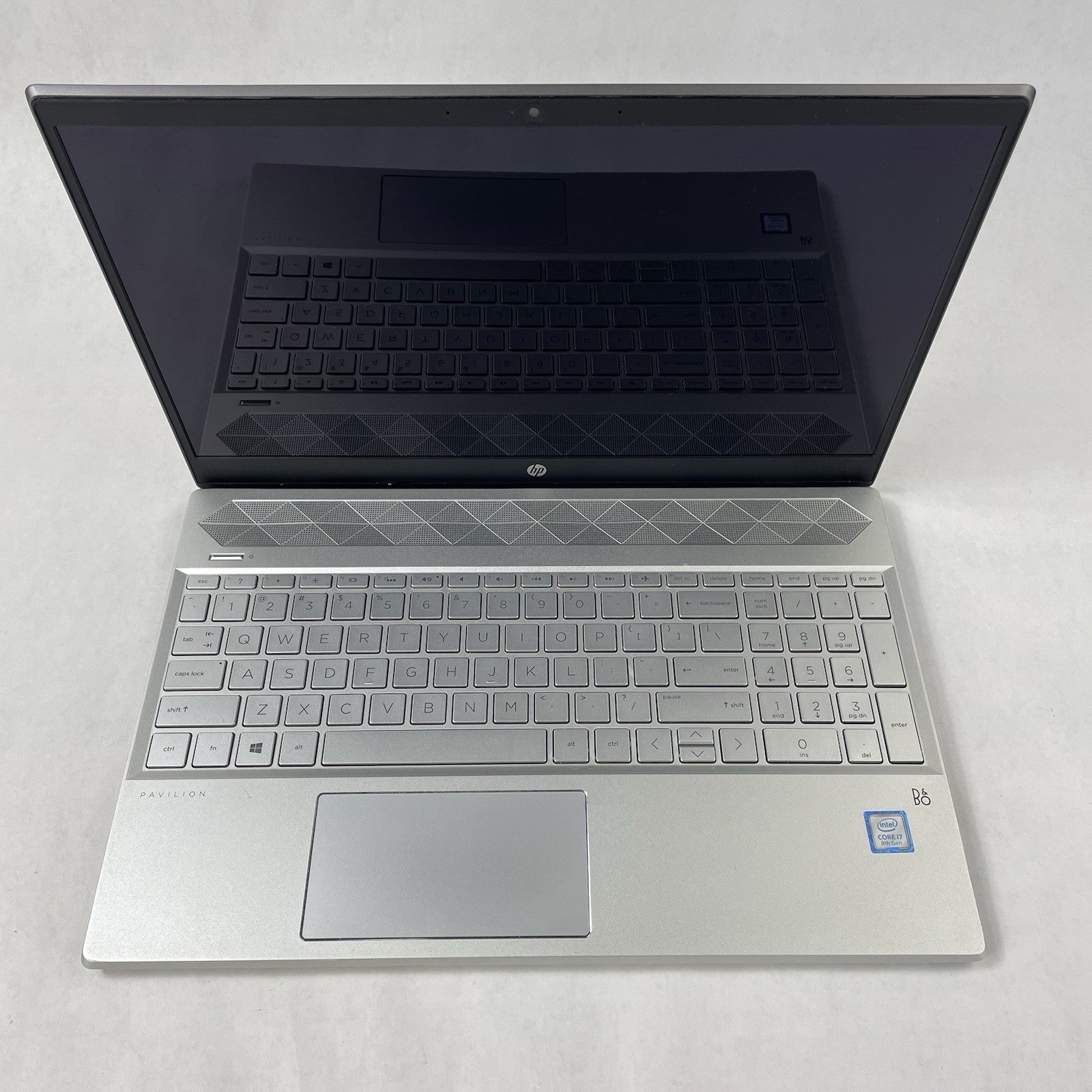 HP Pavilion 15-cs2082cl 15.6" i7-8565U 1.80 GHz 8 GB RAM No SSD/OS/AC1