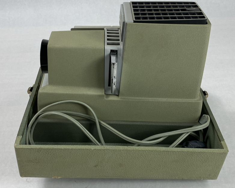 Argus 500 Model V Vintage 35mm Slide Projector Power Tested