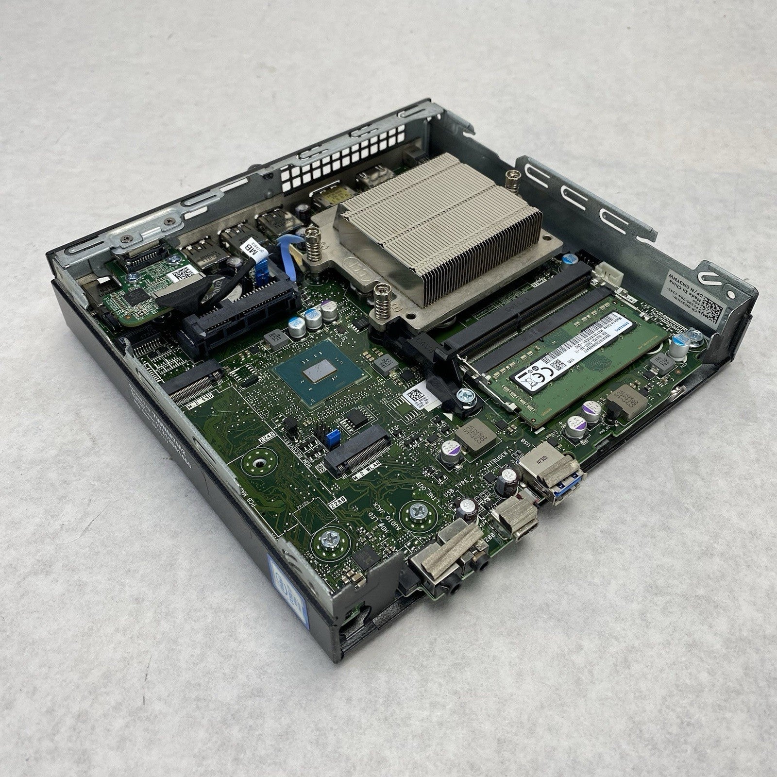 Dell OptiPlex 7050 Intel Core i7-6700 3.4GHz 8GB RAM No HDD/OS/PSU/CPU Fan