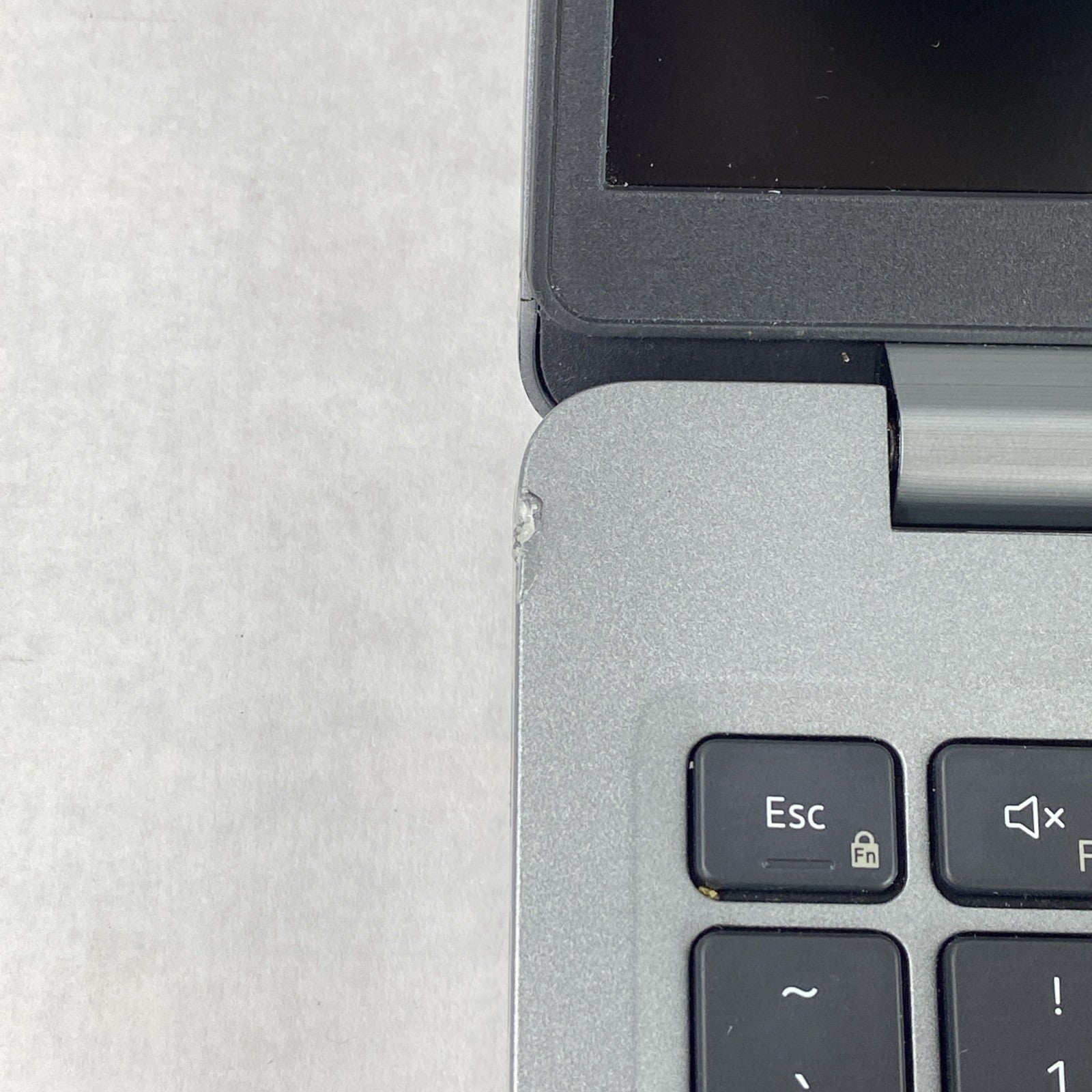 Dell Latitude 5520 Intel Core i5-1145G7 2.60 GHz 16 GB RAM 15.6" No SSD No OS