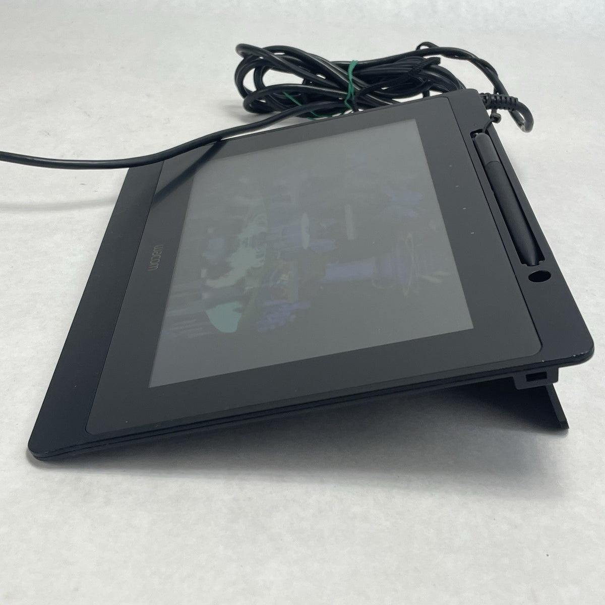 Wacom DTU-1141B 10.1" Full HD Digitizer Interactive Pen Display Tested7