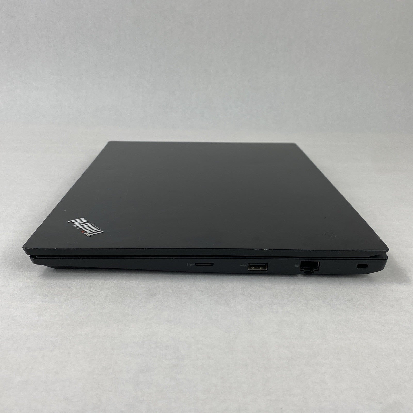 Lenovo ThinkPad E480 Intel Core i5-8250U 1.60 GHz 8 GB RAM 14" No HDD No OS