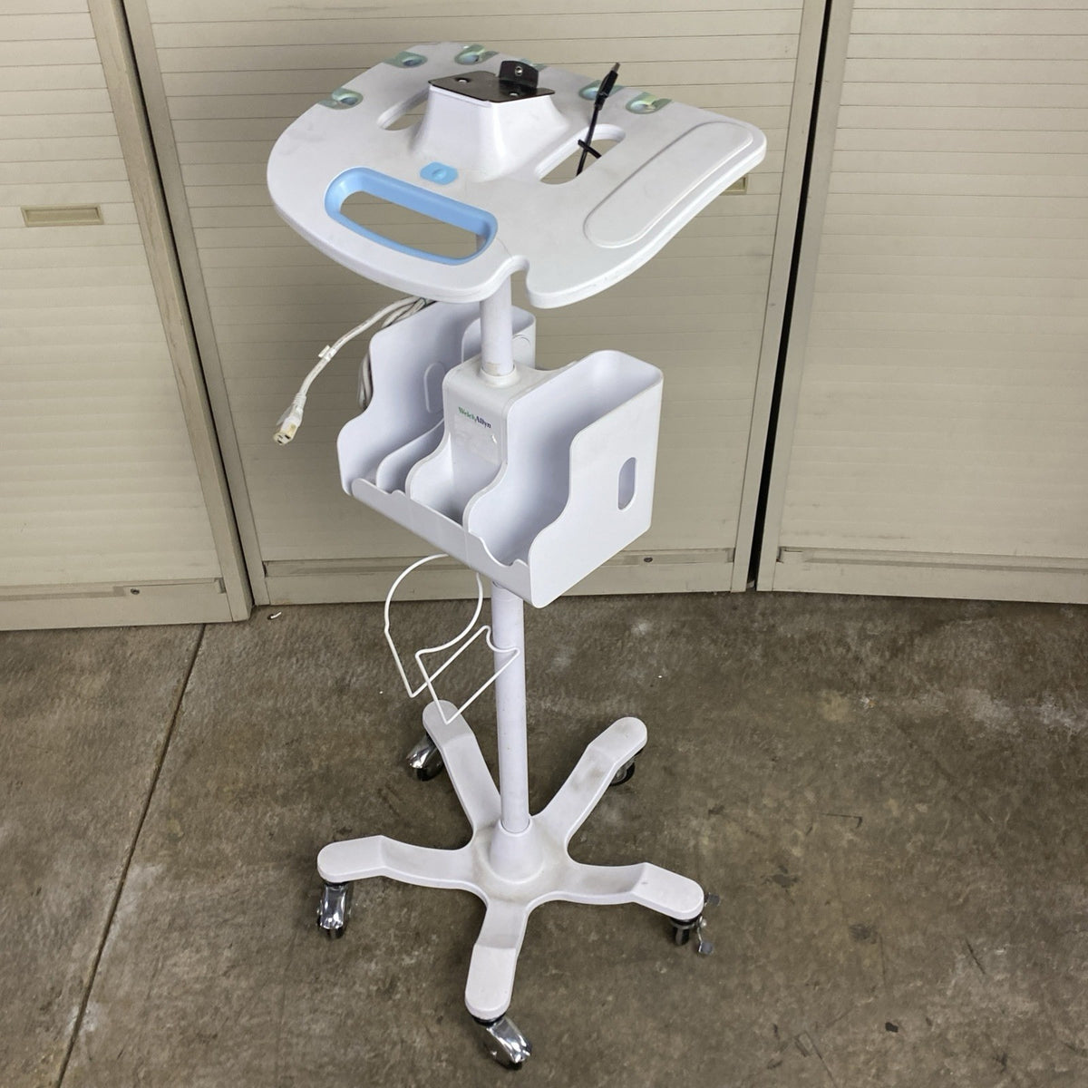Welch Allyn 4800-60 Mobile Stand Rolling Cart for Vital Signs Monitor 6000Series5