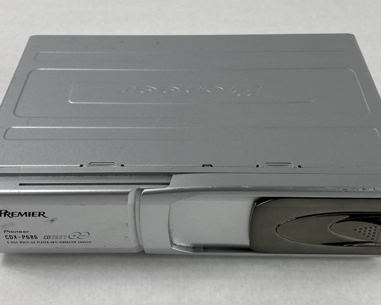 Pioneer Premier CDX-P686 6-Disc CD Changer Untested